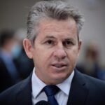 Foto-tipo-boneco-Mauro-Mendes-Mayke-Toscano.jpg