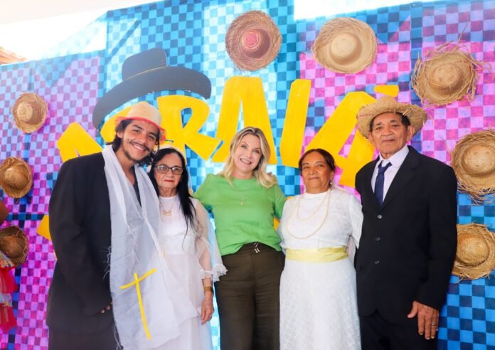 Centro de Convivência Vovô Zeid realiza festa junina com dois casamentos na mesma cerimônia
