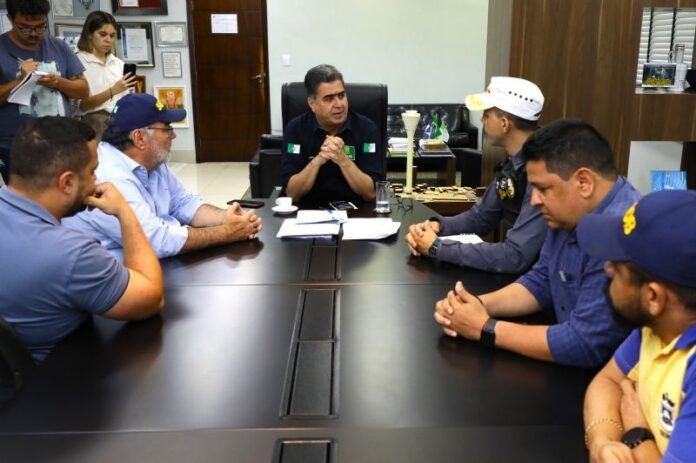 Prefeito se reúne com secretário de Mobilidade Urbana e reforça pedido de civilidade e diálogo durante as fiscalizações