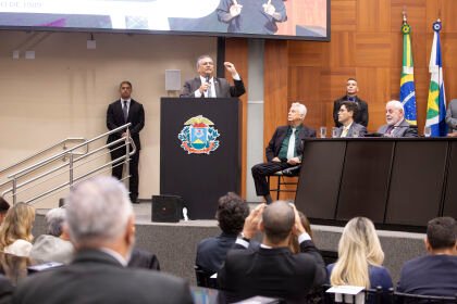 Ministro STF Flavio Dino ALMT