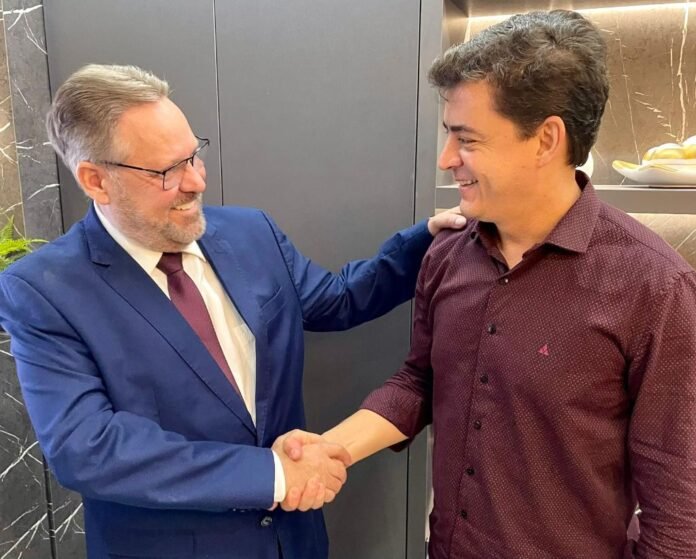 Secretario de saude Gilberto Figueiredo