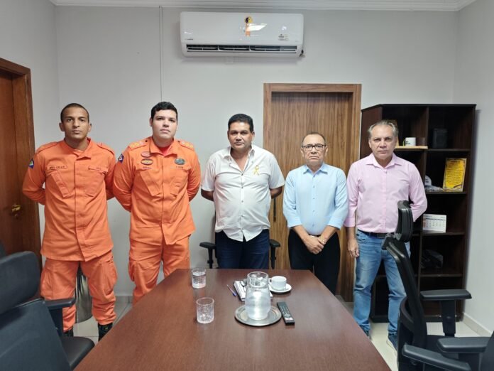 homenagem a bombeiros camara vg