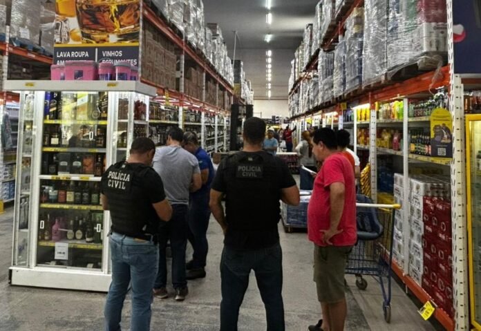 Ação realizada pela Polícia Civil, Politec e Vigilância Sanitária3