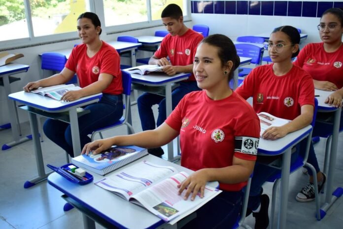 Sala de Aula ESCOLA MILITAR D. PEDRO